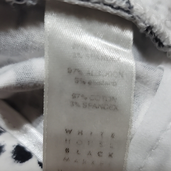 White House Black Market Monochrome Patterned High Waist Shorts - Picture 10 of 10